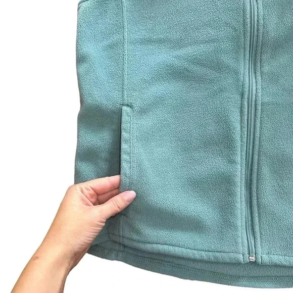 Woolrich Fleece Vest Light Teal Women’s Medium Full Zip Pockets - Picture 2 of 7